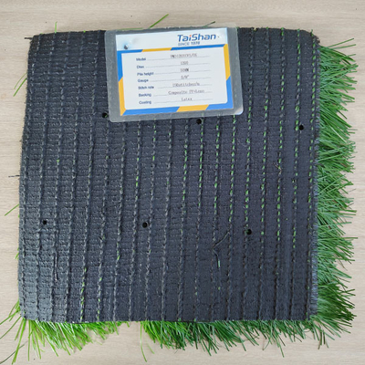 150 بخیه/M 12000 Dtex چمن مصنوعی ورزشی با ارتفاع 50 میلی متر و اندازه 5/8 "