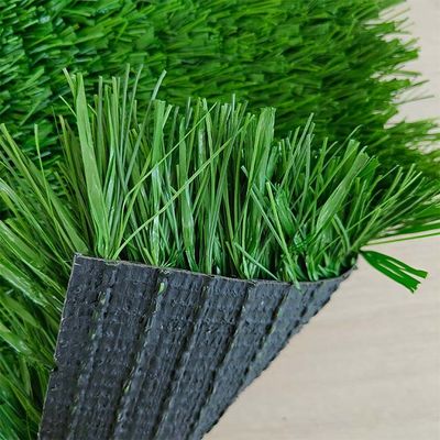 17500 Dtex چمن مصنوعی مقاوم در برابر اشعه UV با ارتفاع 60 میلی متر برای ورزش و اوقات فراغت