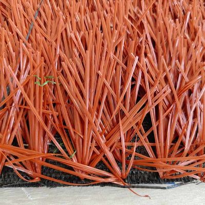 آجر قرمز 40 میلی متر ارتفاع انبار 12000 Dtex فوتبال چمن مصنوعی برای سالن های ورزشی