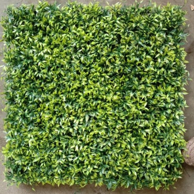 چمن مصنوعی 50 سانتی متر*50 سانتی متر اندازه راه حل مناسب برای خانه ها و فروشگاه ها دکوراسیون و کاهش صدا