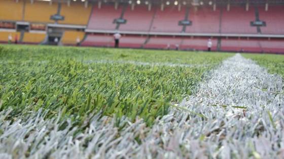 30mm Pile Height Infill-Free Artificial Turf for Football Fields with Great Water Permeability