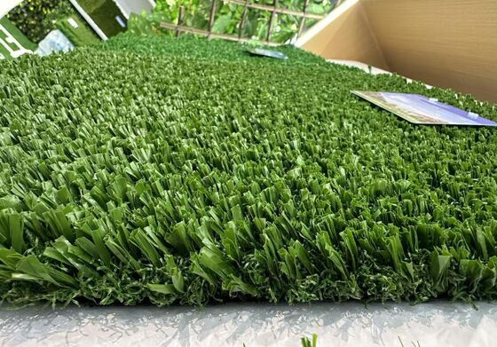 چمن مصنوعی 36 میلی متر ارتفاع چمن تراکم بالا استاندارد فیفا بدون پر کردن برای زمین های ورزشی