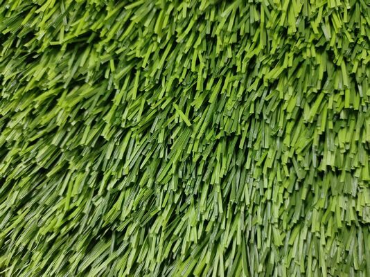 چمن مصنوعی فوتبال با ارتفاع پرز 50 میلی‌متر، 12000 دتکس، 130 بخیه در متر برای زمین‌های ورزشی